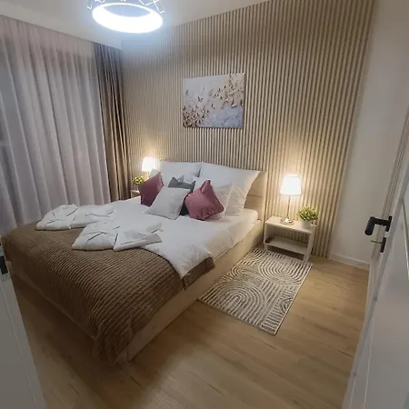 Apartment Butterfly Luxury Kasprowicza Klimatyzacja, Prywatny Parking, Basen & Fitness W Cenie Kolobrzeg