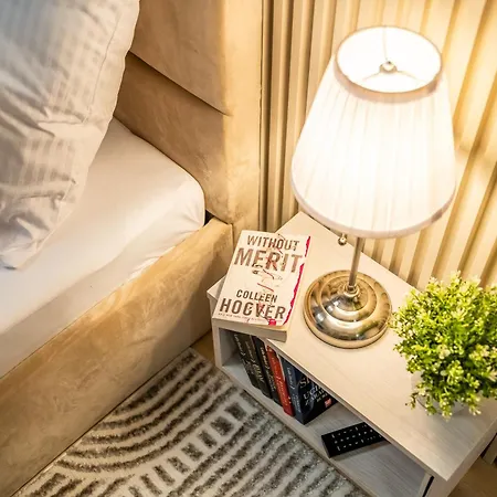 شقة Butterfly Luxury - Basen, Wellness , Klimatyzacja, Parking 350m Od Morza