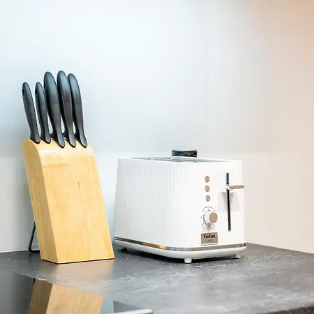 شقة Butterfly Luxury - Basen, Wellness , Klimatyzacja, Parking 350m Od Morza *