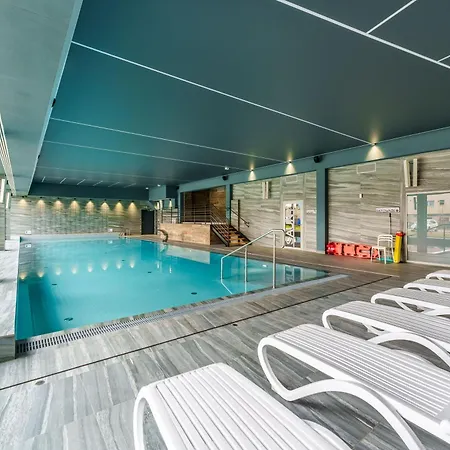 شقة Butterfly Luxury - Basen, Wellness , Klimatyzacja, Parking 350m Od Morza *