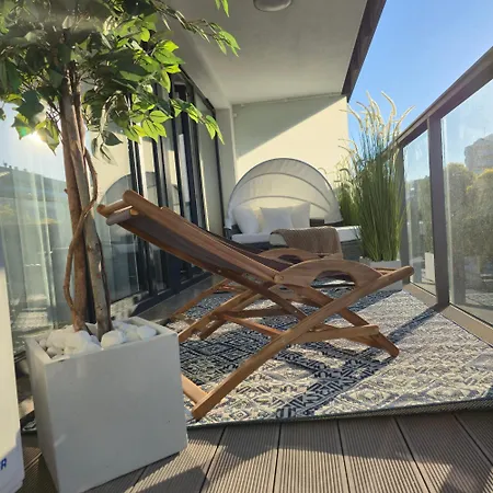 شقة Butterfly Luxury - Basen, Wellness , Klimatyzacja, Parking 350m Od Morza