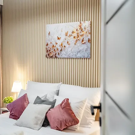 Butterfly Luxury Signature - Basen, Spa I Parking * קולובז'ג