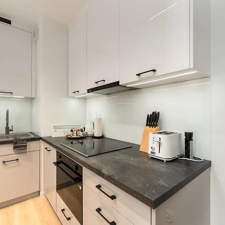 Butterfly Luxury - Basen, Wellness , Klimatyzacja, Parking 350m Od Morza Apartmán *